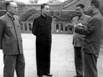 “两弹一星”的总指挥、“大管家”、中央专委会主任周恩来为“东方红一号”的研制、发射而呕心沥血
